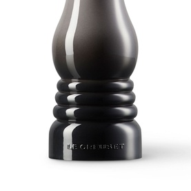 Classic Pepper Mill