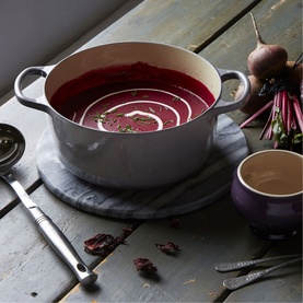 Signature Cast Iron Round Casserole 28cm