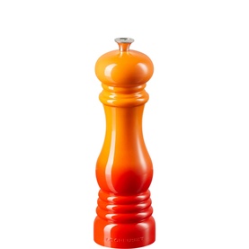Classic Pepper Mill