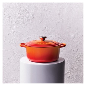 Signature Cast Iron Round Casserole 26cm