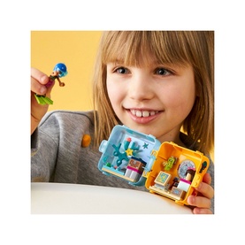 Andrea's Summer Play Cube