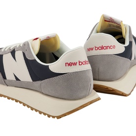MS237 Trainers
