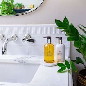 Flora Luminare Fine Liquid Hand Wash 300ml