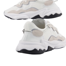 Ozweego Trainers