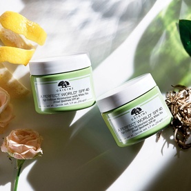 A Perfect World&trade; Age-Defense Moisturizer with White Tea SPF40