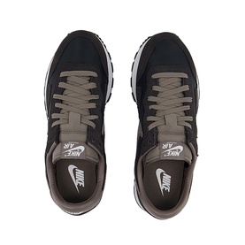 Pegasus 83 Trainers