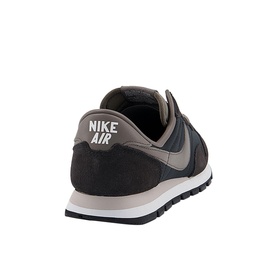 Pegasus 83 Trainers