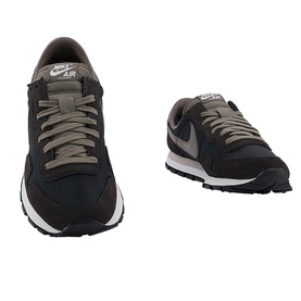 Pegasus 83 Trainers