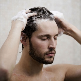 Revitalising Smoothing Shampoo with Macadamia Oil