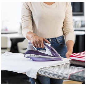 2600W Pearl Glide Steam Iron