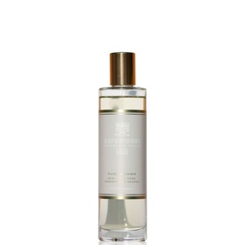 Rathbornes Dublin Dawn Diffuser Refill 200ml, clear glass bottle with gold cap and white label
