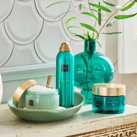 The Ritual of Karma Foaming Shower Gel