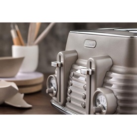 Scolpito Toaster