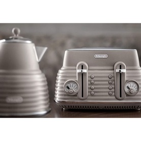Scolpito Toaster