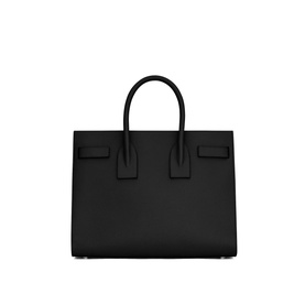 Classic Grained Leather Tote