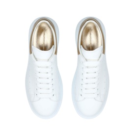 Oversized Show Trainers