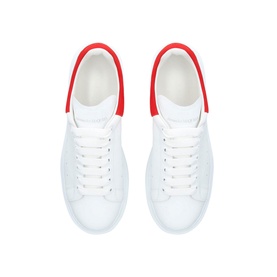 Oversized Show Trainers