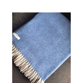 Seurat Throw