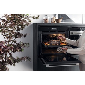 Class 9 Single Built-In Oven