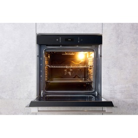 Class 9 Single Built-In Oven