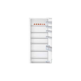Serie 4 Integrated Tall Fridge