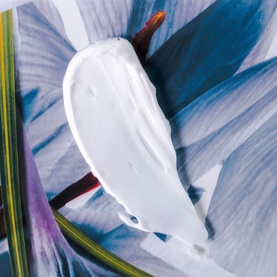 Velvet Nourishing Cream With Saffron Flowers