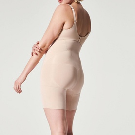 SPANXsculpt&trade; OnCore High-Waisted Mid-Thigh Shorts