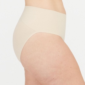 SPANXsupersmooth&trade; Undie-tectable&reg; Briefs