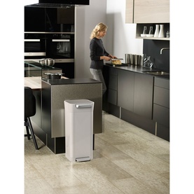 Titan Trash Compactor