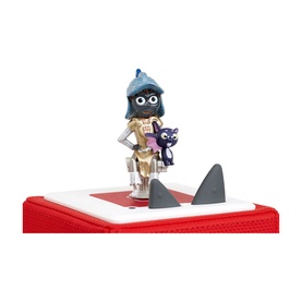 Tonies Hully Boo Spook'N'Spell figure in multi-coloured armour holding a purple cat, displayed on a red Toniebox