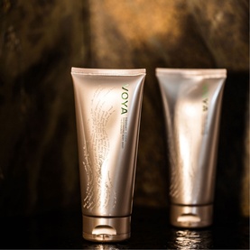 Squeaky Clean Invigorating Body Wash