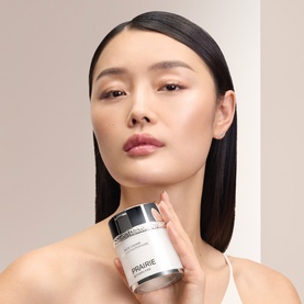 White Caviar Cr&egrave;me Extraordinaire Illuminating Face Cream