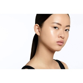 Le Teint Touche Eclat Foundation