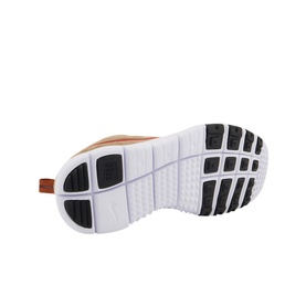 Free Run Trail Trainers