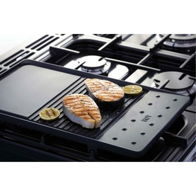 Rangemaster Professional+ 90 Dual Fuel Rangecooker black cast iron griddle and grill plate with grilled salmon and lemon slices