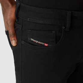 Sleenker Mid-Rise Skinny Jeans