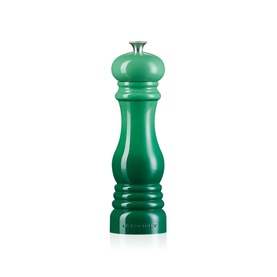 Classic Pepper Mill