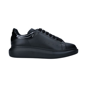 Gloss Tab Show Sneaker