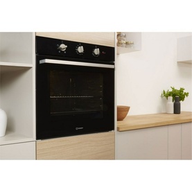 Aria Collection 66 Litre Single Oven With Easy To Clean