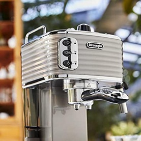 SCULTURA PUMP ESPRESSO CHAMPAGNE
