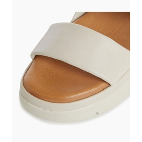 Location Padded Flatform Sandals