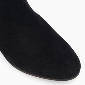 Pippie Low Heel Ankle Boots