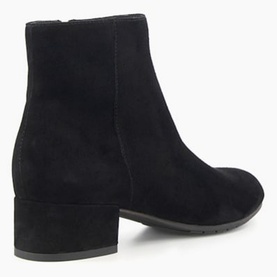 Pippie Low Heel Ankle Boots