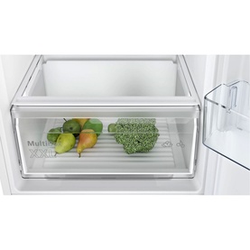 Serie 2 - Built In Fridge Freezer With Freezer At Bottom&nbsp;