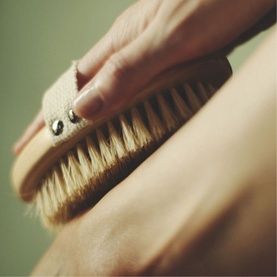 Exfoliating Body Brush & Cotton Pouch