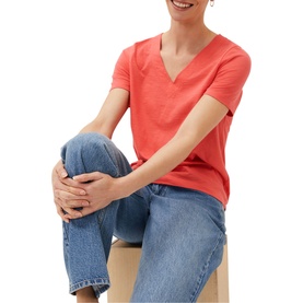 Elspeth V-Neck T-Shirt