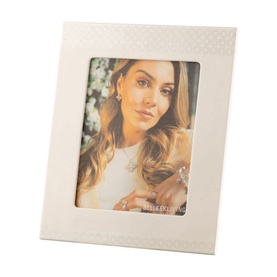 Daisy Dot 8 x 10 Frame