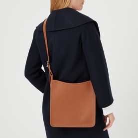 Le Foulonne Medium Crossbody Bag