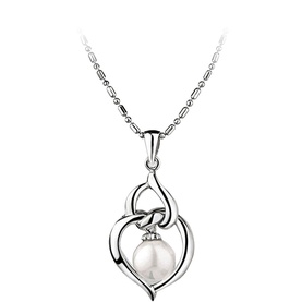 Pearl Heart Pendant
