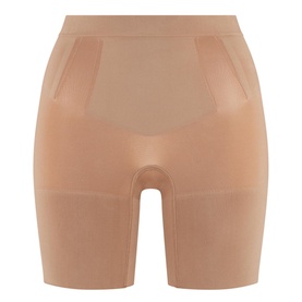 SPANXsculpt&trade; OnCore Mid-Thigh Shorts